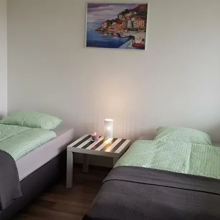 Wylotowa 87 Sloneczny Apartmán *